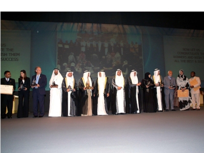 الفائزون بجوائز دولة الامارات العربية المتحدة