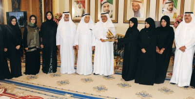 H.H. Sheikh Hamdan bin Rashid receives the trainees of Al-Maktoum Institute, Scotland